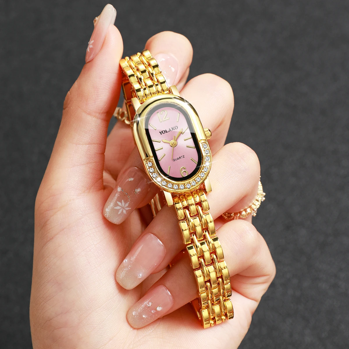 Luxury Rhinestone Women Quartz - Ladies Luxury Watch recension och pris