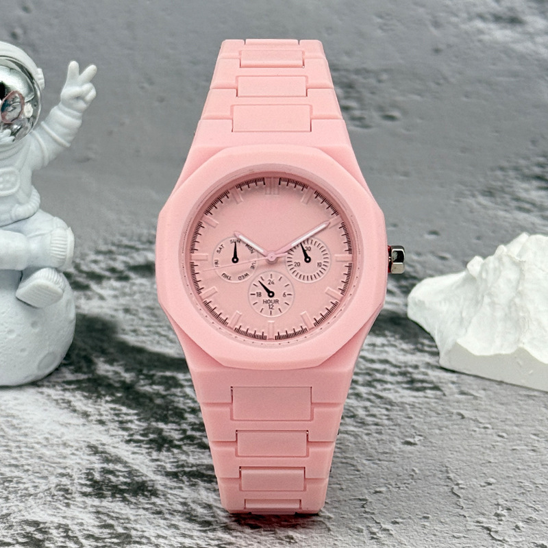 Famous Brand Fake Three-Eyed D - Luxury Watch Life recension och pris